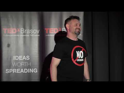 Cadru din discursul TEDxBrașov al lui Călin Iepure